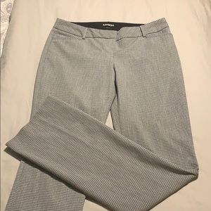 Express columnist Grey with black lines. 8L